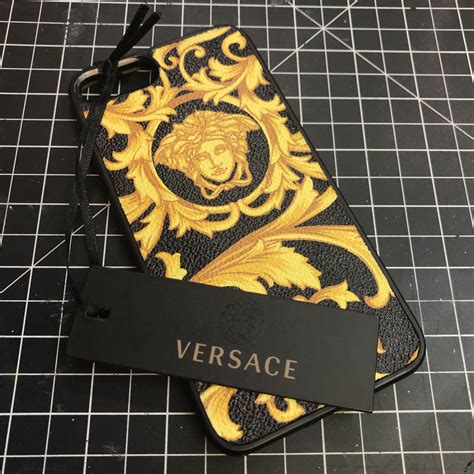 versace phone pouch